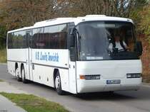 Neoplan Transliner von KB Reisen aus Deutschland in Sassnitz am 30.09.2018