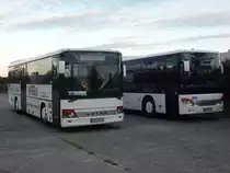 Setra 315 UL von Becker-Strelitz Reisen und Setra 415 LE Business von Unger aus Deutschland in Neubrandenburg am 30.09.2018