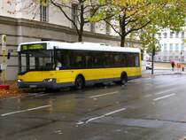 Solaris Urbino auf der Linie 115 am U-Bahnhof Fehrbelliner-Platz.