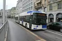 tl Nr. 842 (Hess Swisstrolley 3 BGT-N2C) am 8.3.2021 auf der Grand-Pont.