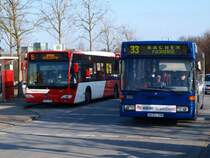 ASEAG Linie 5 zum Brander Schulzentrum wartet vor dem Aachener Klinikum noch auf Fahrg�ste, Linie 33 hat schon abfahrt Richtung Aachen Fuchserde