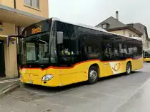 MB C2 K '10260'  JU 36947  von PostAuto am 16.3.21 auf dem Bahnhofplatz Delemont.