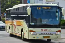 DC 4354, Setra S 416 HD von Demy Cars, fährt in den Busbahnhof ein. 04.09.2018