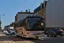 HU 3004, Setra S 415 UL von Voyages Huberty, gesehen in den Straßen von Petange. 24.03.2021