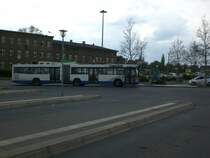 MAN moderne SL-Busse auf der Linie X5 am Potsdamer Hauptbahnhof. 