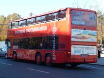 Neoplan Centroliner N4426 von Gullivers Reisen aus Deutschland in Berlin am 31.10.2018