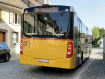 Heckansicht des MB C2 hybrid '11562' am 29.3.21 nach der Abfahrt im Stedtli Erlach.