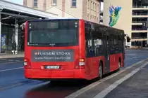 Verkehrsgesellschaft mbH Untermain (VU) / AB-VU 48 / Aschaffenburg, Hauptbahnhof/ROB / MAN Lion's City Ü / Aufnahemdatum: 21.03.2021 / Werbung: Fliesen Stork (Heck)