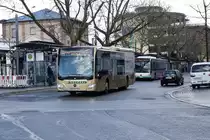 Staab Reisen / AB-ZL 222 / Aschaffenburg, Hauptbahnhof/ROB / Mercedes-Benz O 530 LE Ü C2 / Aufnahemdatum: 21.03.2021 / Werbung: Neska Bauträger GmbH