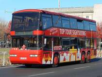 Neoplan N4026/3 von VIP Bus Connection aus Deutschland in Berlin am 31.10.2018