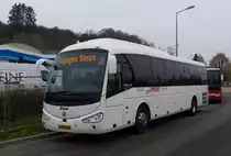 VS 1246, Irizar i4 von Voyages Simon, gesehen am Bahnhof in Ettelbrück. 22.11.2018


