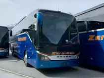 Zerzuben Setra 516 HD 11 die am 5.4.21 vor der Garage in Eyholz abgestellt ist.