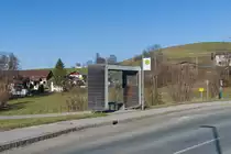 Haltestelle Rinn Triendsiedlung. Aufgenommen 30.30.2021.