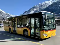 MB C2 K hybrid 21 '11212'  BE 868 721  vom PU Flück Reisen AG, Brienz am 8.4.21 beim Bahnhof Meiringen.