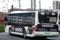 Stadtwerke Aschaffenburg / Wagen 168 (AB-VA 68) / Aschaffenburg, Hauptbahnhof/ROB / Mercedes-Benz O 530 II / Aufnahemdatum: 10.04.2021 / Werbung: Modehaus Wüst