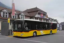 Mercedes Citaro der Post, auf der Linie 60, wartet an der Endstation beim Bahnhof Interlaken Ost. Die Aufnahme stammt vom 03.04.2021.