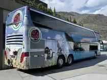 Heckansicht der Setra 431 DT 20 von Zerzuben am 14.4.21 vor der Garage in Eyholz.