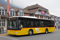Mercedes Citaro der Post, auf der Linie 104, wartet an der Endstation beim Bahnhof Interlaken Ost. Die Aufnahme stammt vom 03.04.2021.