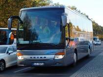 Setra 415 GT-HD von Balt-Go aus Lettland in Berlin am 31.10.2018