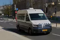 AT 5500, VW Crafter von Alltra, unterwegs in der Stadt Luxemburg. 20.04.2021 