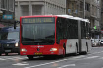 VE 2070, Mercedes Benz Conecto von Voyages Ecker, gesehen in den Straßen der Stadt Luxemburg. 09.11.2017