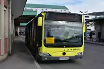 Ein Mercedes Citaro von Landbus Unterland wartet am 09.04.2021 vor dem Bahnhof Bregenz als Schienenersatzverkehr auf Fahrgäste Richtung St. Margrethen (Schweiz)