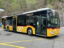 MB C2 hybrid Nr. 7 '11527'  BE 623 971  vom PU Flück Reisen, Brienz am 10.5.21 bei der Ankunft beim Bahnhof Brünig-Halsiberg.