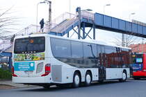Kahlgrund-Verkehrs-Gesellschaft mbH (KVG) / AB-KV 1602 / Aschaffenburg, Hauptbahnhof/ROB / Setra S 418 LE business / Aufnahemdatum: 15.04.2021 / Werbung: Vorgartenwettbewerb Landkreis Aschaffenburg (TB+Heck)