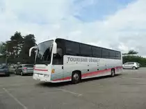 Wissembourg - 4. Juli 2021 : schöner restaurierter Renault Iliade RTX des Unternehmen Tourisme Verney.