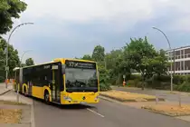 Abfahrt eines Mercedes-Benz Citaro C2 G der BVG der Linie X7 zum BER Terminal 1 und 2 von der Endhaltestelle Rudow am 02. Juli 2021.