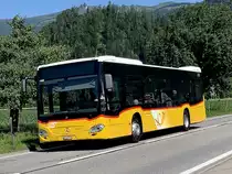 Ebenfalls neuer (gestern abgelieferter) MB C2 hybrid '11685'  BE 610 541  von PostAuto Regie Interlaken am 10.7.21 zwischen Matten und Wilderswil.