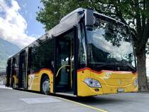 Neuer MB C2 hybrid '11686'  BE 610 542  von PostAuto Regie Interlaken am 10.7.21 beim Bahnhof Interlaken West.