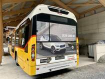 Ausrangierter Volvo 7700 Hybrid '5362' der Regie Interlaken am 10.7.21 bei der Post Garage in Stechelberg.