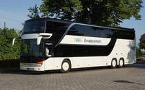 Setra S 431 DT, B-HA 2279, hier im SEV-Einsatz für den RE2 (der ODEG) auf der Relation Königs Wusterhausen – Halbe, am 13.07.2021 in Halbe.