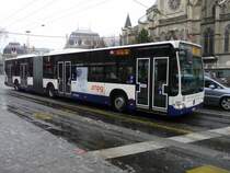 TPG - Mercedes Citaro Gelenkbus Nr.108 GE 960492 unterwegs auf der Linie 9 in Genf am 31.12.2008