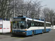 O 405 GTZ 140 an der Endhaltestelle Kienastenwies am 04.04.2014.
