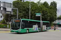 Mercedes Citaro 7021, auf der Linie 36, fährt bei der Haltestelle St. Jakob ein. Die Aufnahme stammt vom 30.06.2021.