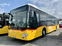 MB C2 hybrid '11461' von PostAuto Regie Laupen am 27.7.21 bei Interbus Kerzers.