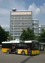 Ein MAN beim Bhf. Wohlen am 23.05.2015.