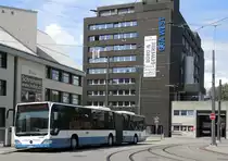 Citaro 36 an der Haltestelle Bhf. Altstetten Nord am 19.06.2015.