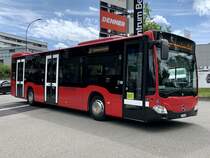 Bernmobil MB C2 hybrid 161, 12m auf der Linie 27 wo sonst nur 10m Busse fahren, am 6.8.21 in Bethlehem Holenacker.