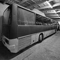 Im DDR-Museum Dargen ist dieser Ikarus Z50SL (250SL) Staatsratsbus ZK ausgetellt. (August 2021)