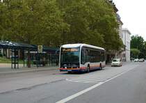 ESWE Verkehr Mercedes Benz eCitaro Wagen 127 am 17.08.21 in Wiesbaden