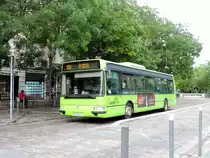 Metz - 10. September 2021 : Irisbus Agora, Wagen 0402, auf der Linie C13, am Hauptbahnhof aufgenommen. 