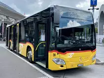 Der MB C2 Nr. 28 '11029'  LU 15550  vom PU Bucheli Busbetriebe, Kriens wartet am 11.9.21 beim Bahnhof Luzern auf Abfahrt.