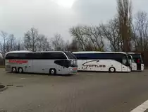 Neoplan Cityliner von Schelges und Setra 517 HD von Gottlieb und VDL Futura von Pütz Reisen aus Deutschland in Waren am 01.01.2019