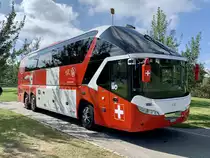 Neoplan Starliner Fussball Nati Car von Heggli am 18.9.21 im Brünnenpark in Bern.
