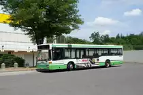 Bus Rheinland-Pfalz / Bus Bad Kreuznach: Mercedes-Benz O 405 N (KH-HS 210) vom Reiseunternehmen Bernd Trierweiler, aufgenommen im Juni 2021 in Hargesheim, einer Ortsgemeinde im Landkreis Bad Kreuznach in Rheinland-Pfalz.