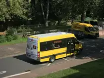 Bus 61 fährt durch Berkersheimer Weg. 22.09.2021 | 13:31 Uhr