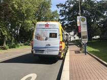   Bus 61 steht in Berkersheimer Weg. Nächster Halt ist Südbahnhof. 22.09.2021 | 13:51 Uhr
